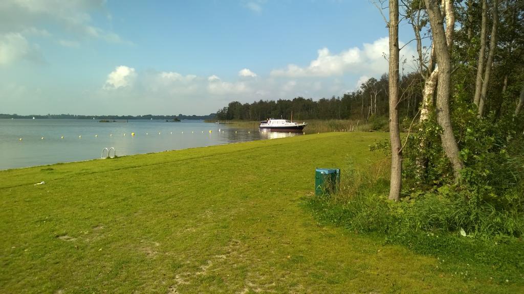 Holiday Home De Zuwe - Loosdrecht Kortenhoef Ruang foto