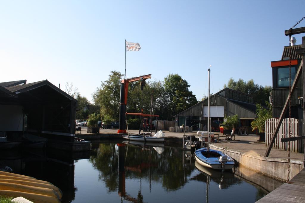 Holiday Home De Zuwe - Loosdrecht Kortenhoef Bagian luar foto